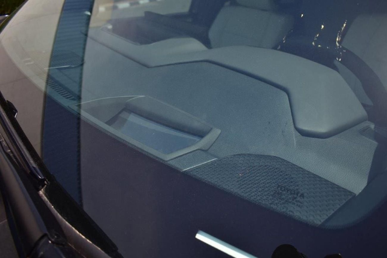 Toyota Sequoia Capstone Hybrid V6 3.5L Turbo 4WD