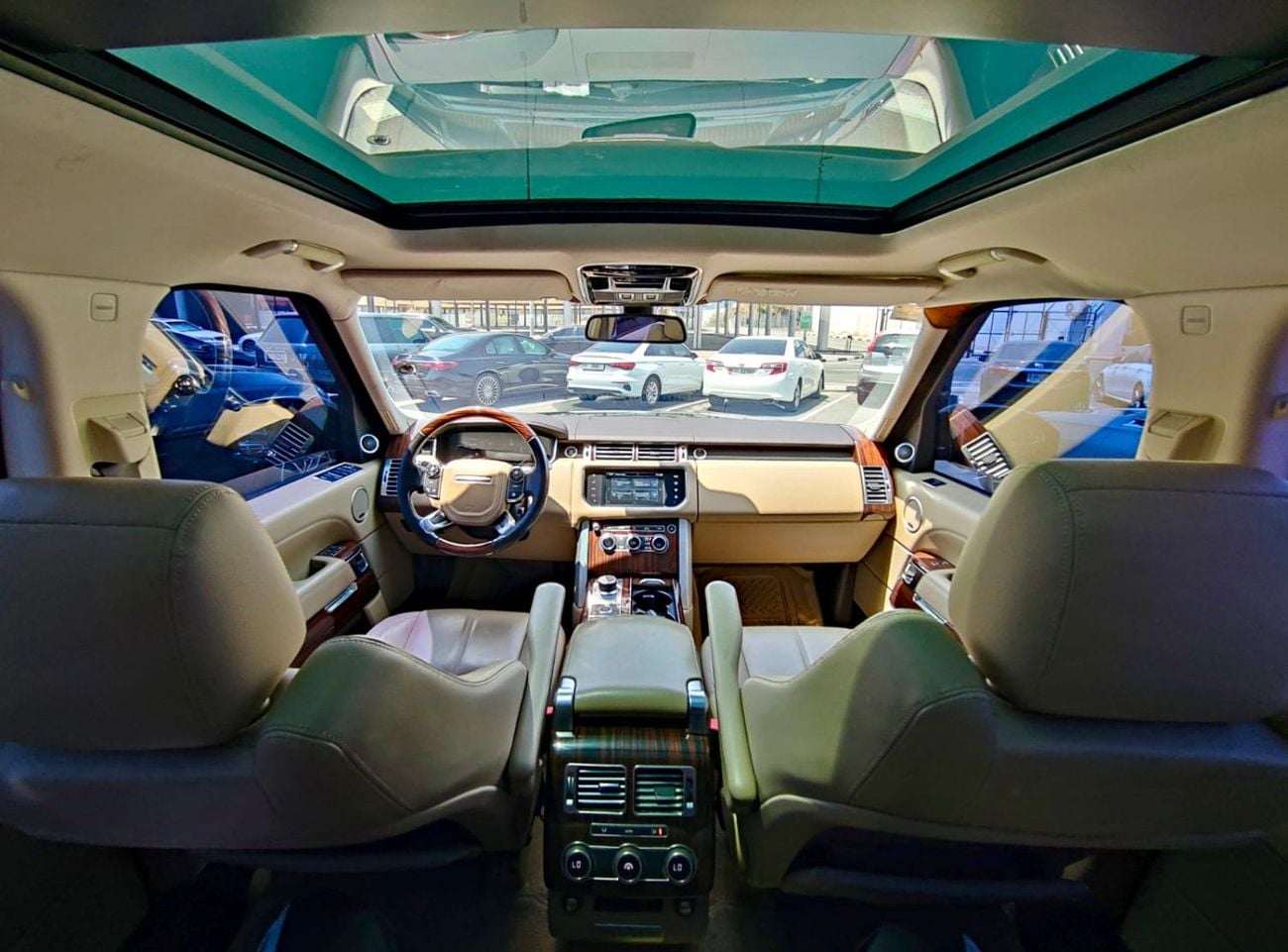 لاند روفر رينج روفر HSE V8 5.0L 2016 GCC