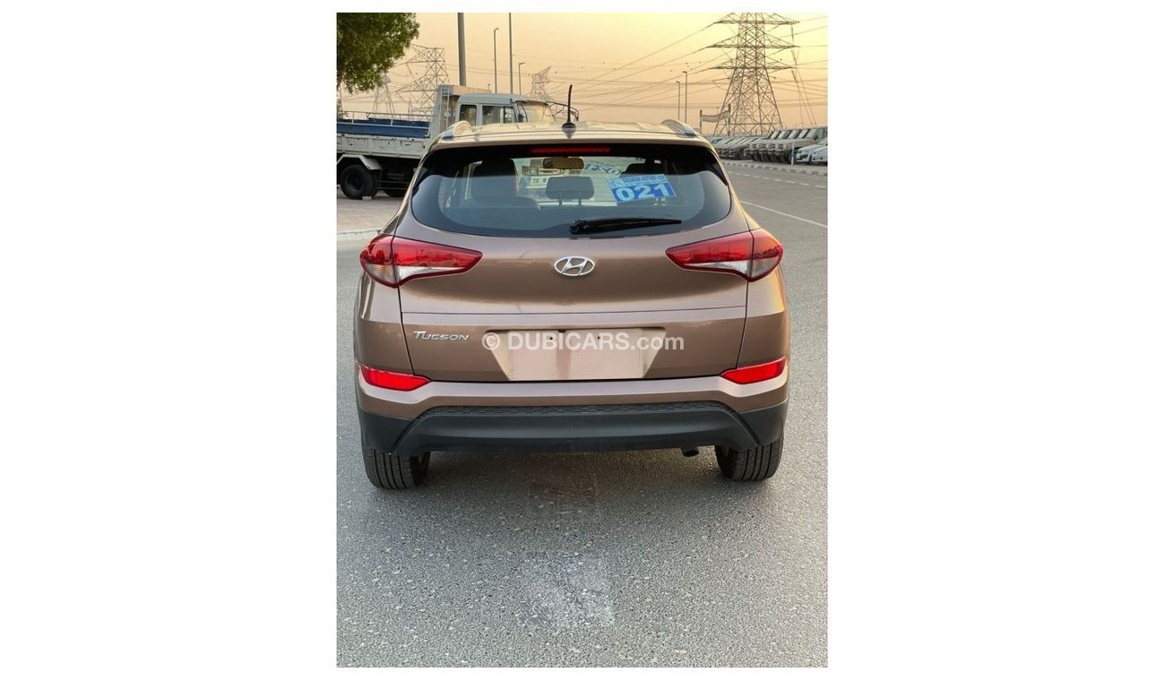 Hyundai Tucson 2016 Hyundai Tucson 2.0L V4 GDi MidOption / EXPORT ONLY