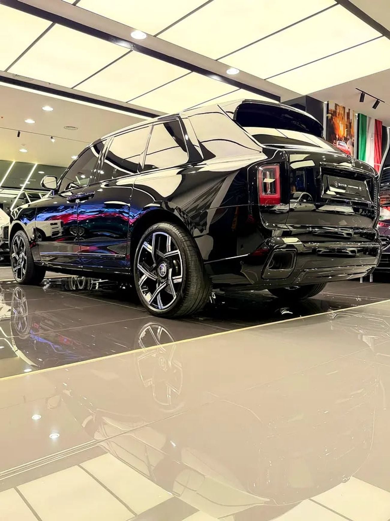 Rolls-Royce Cullinan BLACK BADGE MINT CONDITION