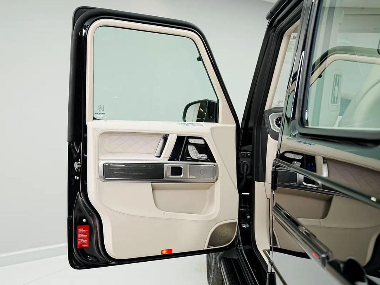 Mercedes Benz G63 AMG STANDARD BRAND | EUROPEAN SPECS | A22 | BEIGE INTERIOR | WARRANTY