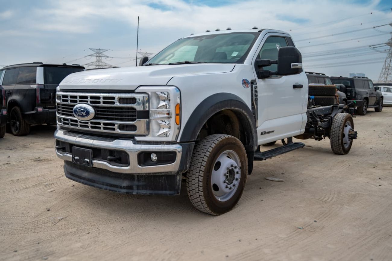 فورد F 550 Super duty XLT | 6.7L Power Stroke V8 Turbo Diesel | 4x4 | Automatic