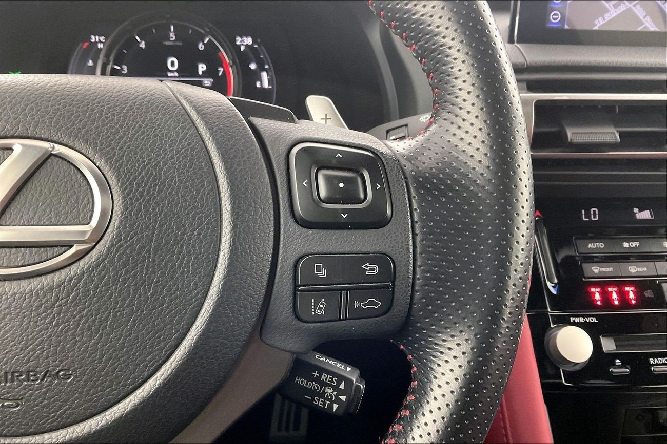 لكزس IS 350 F Sport Platinum | Carnival Sale • UP TO AED 20,000 OFF | شامل الضمان | 0 ﺪﻔﻋﺓ ﺃﻮﻟﻯ