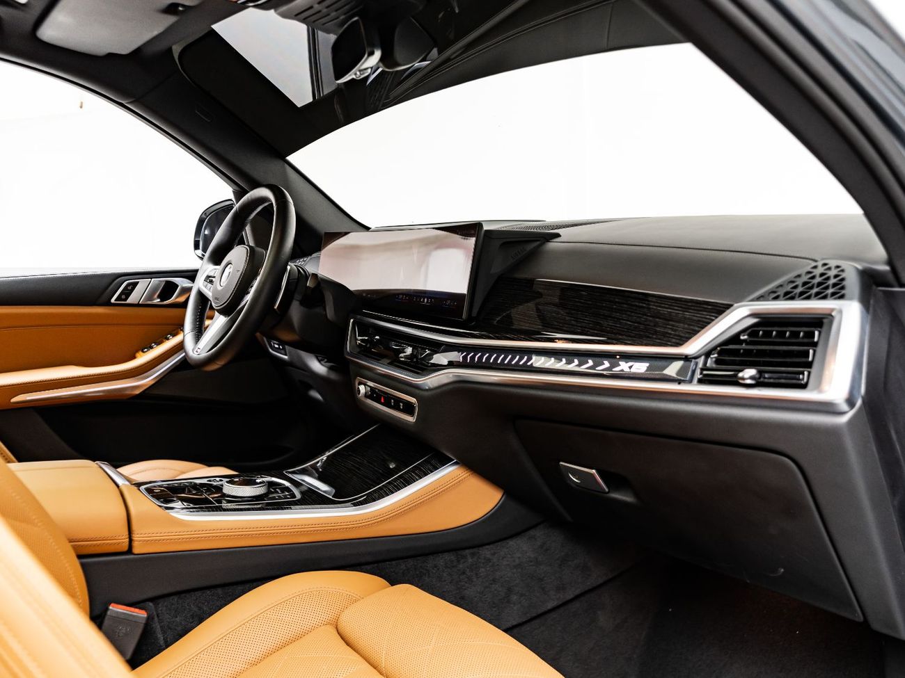 BMW X5 40i xDrive 3.0L 2025 BMW X5 xDrive40i M Sport Pro, BMW Warranty + Service Contract, Low Mileage, GCC