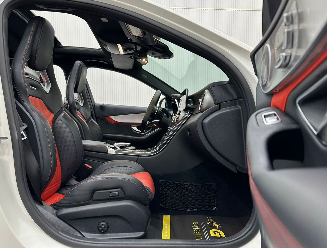 Mercedes-Benz C 63 AMG 2019 Mercedes Benz C63s AMG Night Package, Nov 2024 Mercedes Warranty, Full Options, GCC