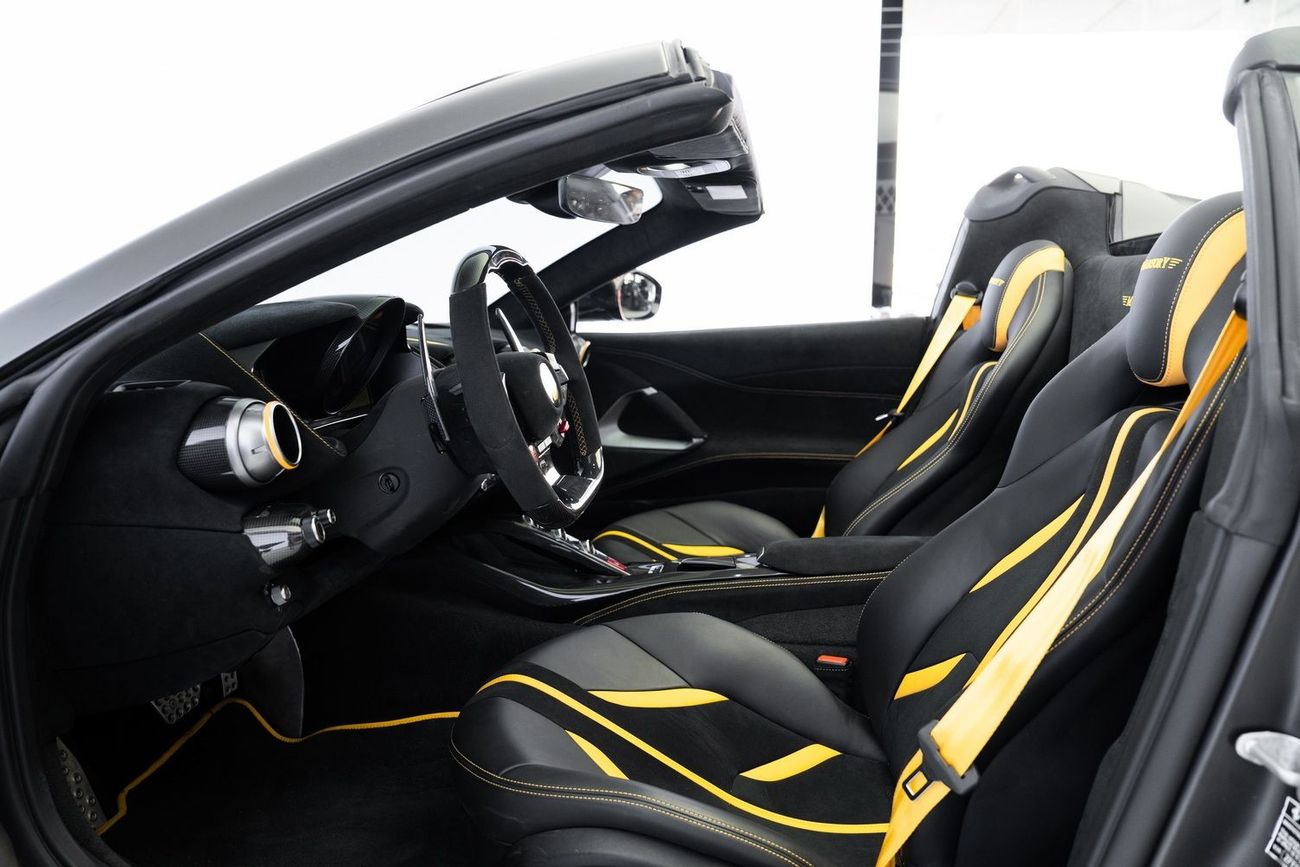 فيراري 812 GTS Ferrari 812 GTS Mansory