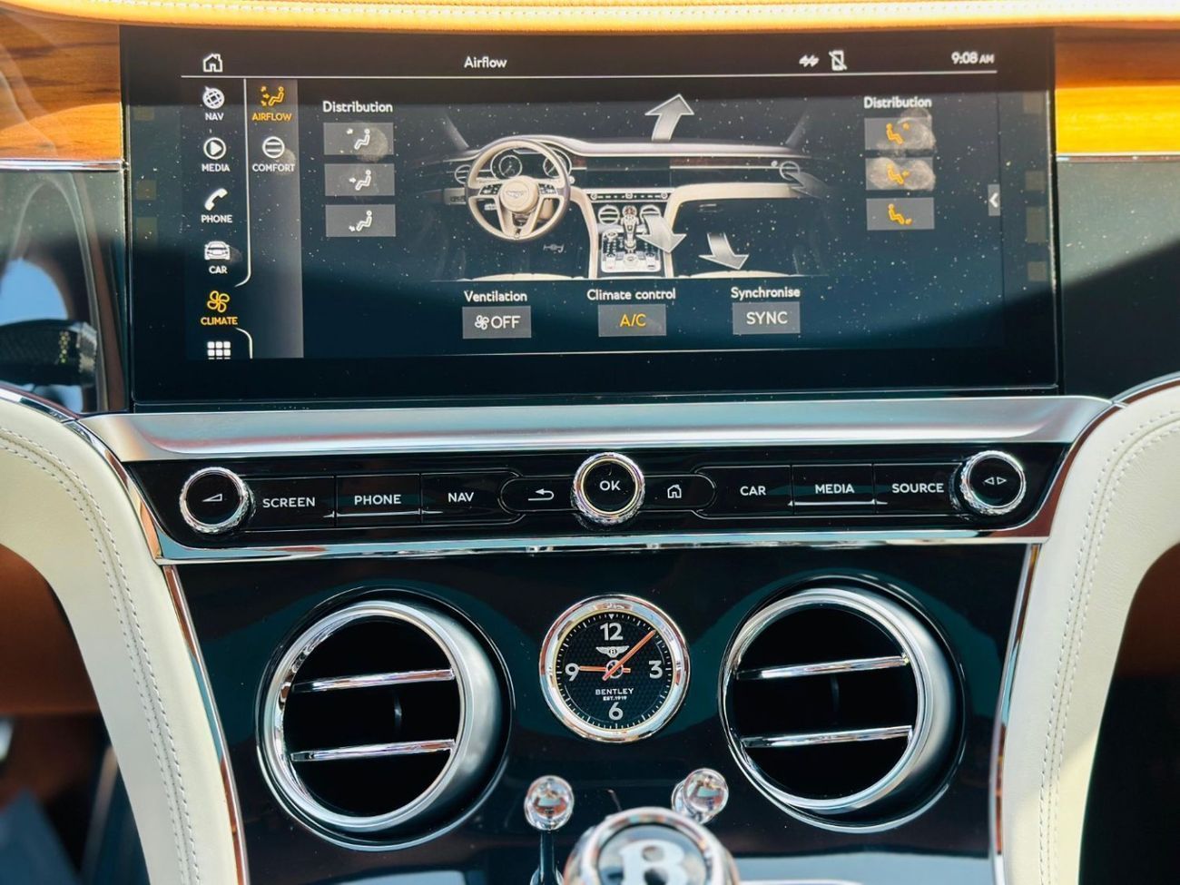 Bentley Continental GT 6.0L W12 (626 HP)