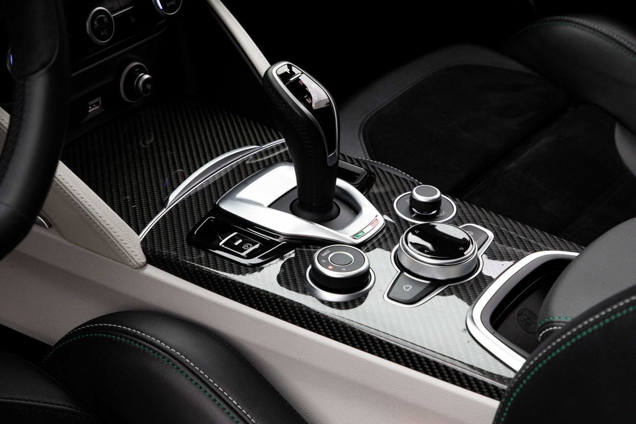 ألفا روميو ستيلفيو Stelvio Quadrifoglio | 3,134 P.M | 0% Downpayment | Perfect Condition! | Ramadan Offer!