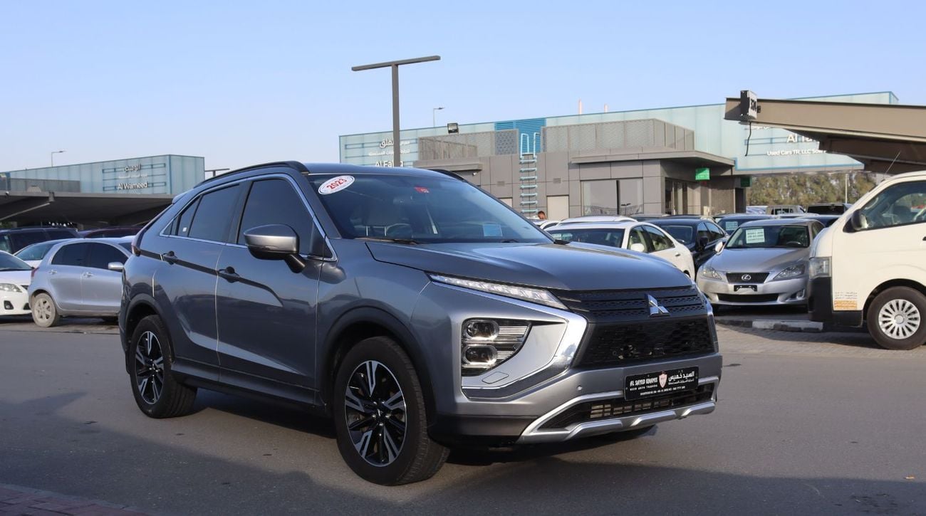 ميتسوبيشي إكلبس كروس ميتسوبيشى كلبس كرووس 2023 - خليجى - بمحرك 1.5 - بدون حوادث وبحاله ممتازه