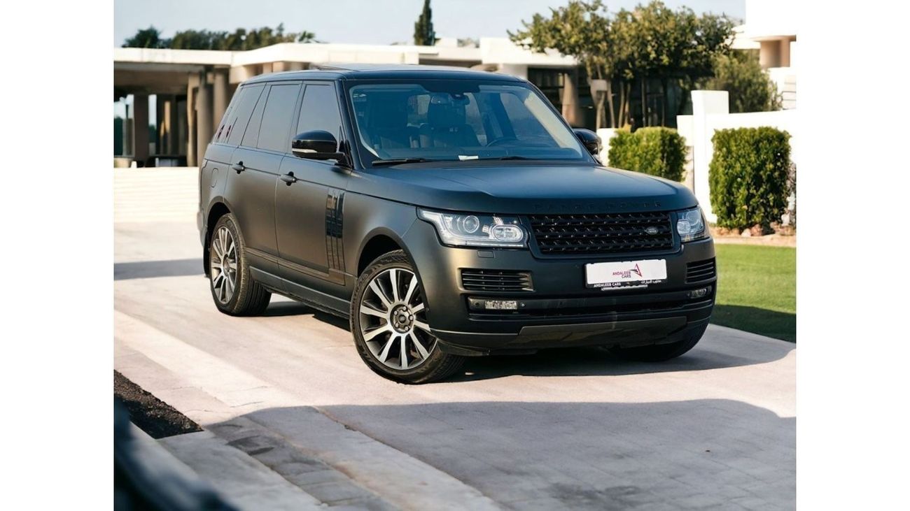Land Rover Range Rover RANGE ROVER VOUGE SE 5.0 V8 | GCC | BLACK MATE PPF | WELL MAINTAINED