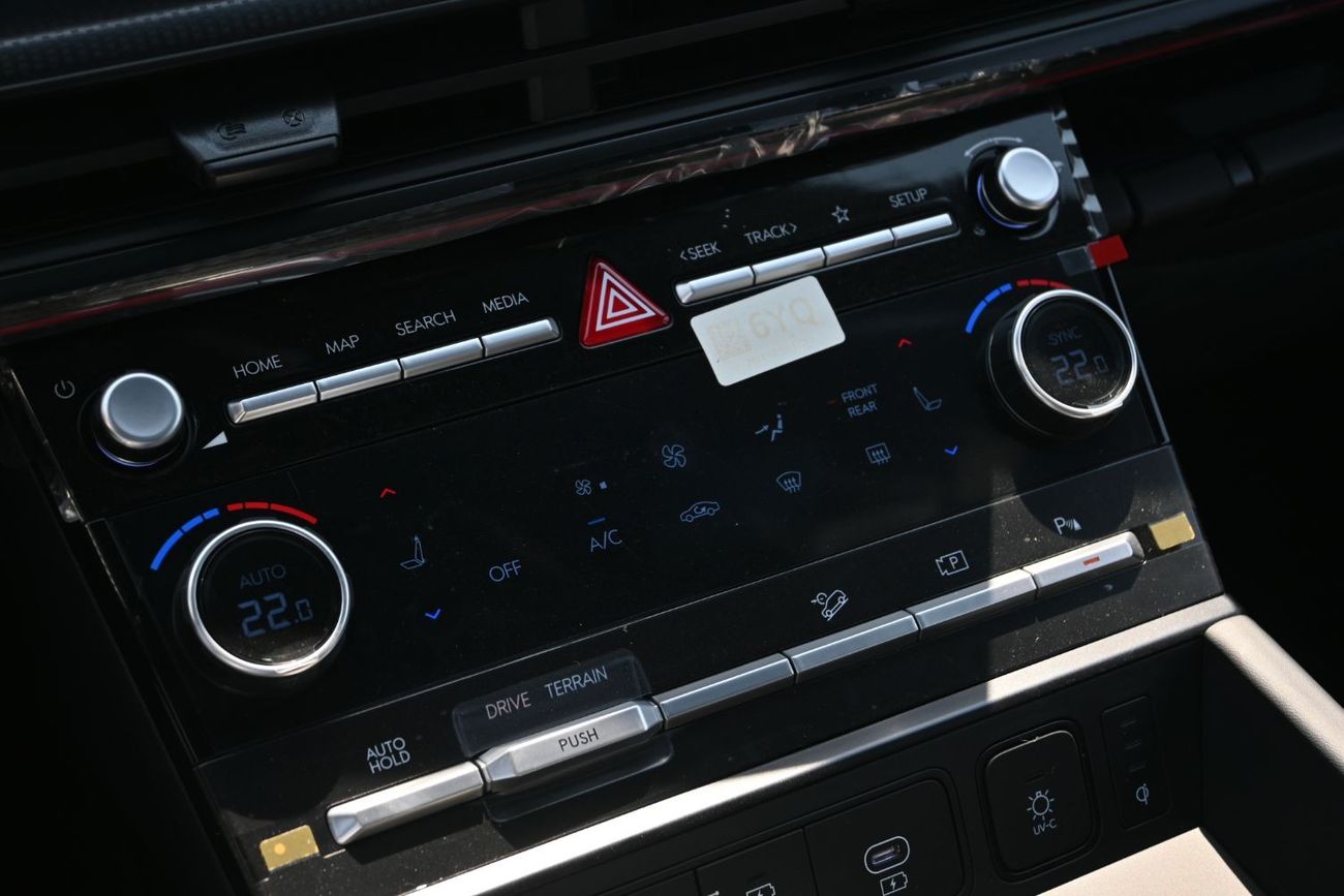 Hyundai Santa Fe Hyundai Santa Fe Calligraphy 2.5L Turbo, 4WD HTRAC