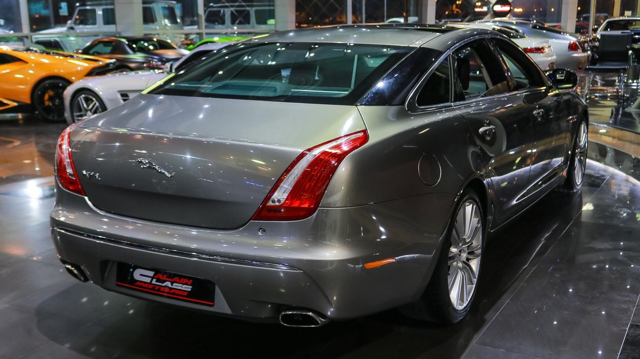 Jaguar XJ L