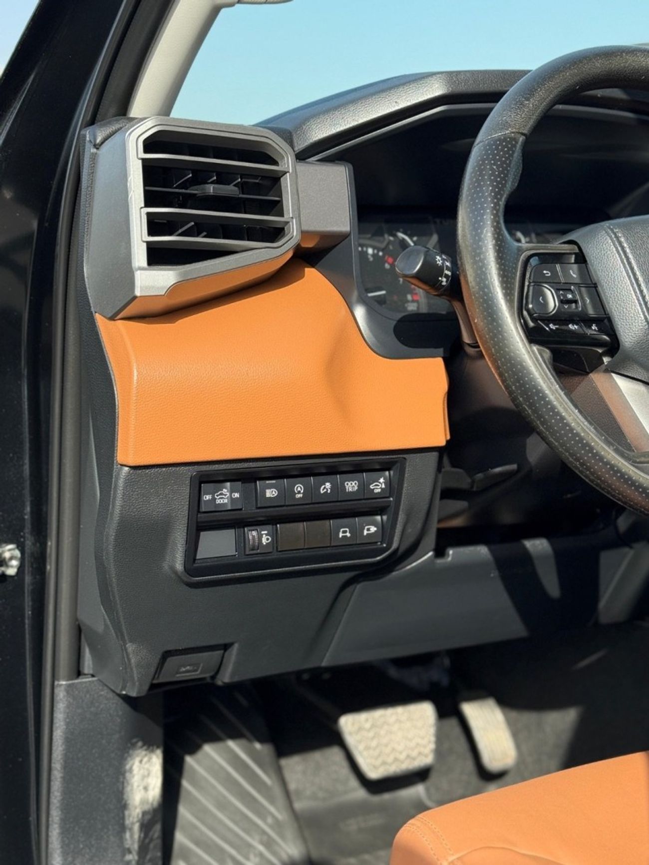 Toyota Tundra Toyota Tundra CREWMAX SR5 4WD