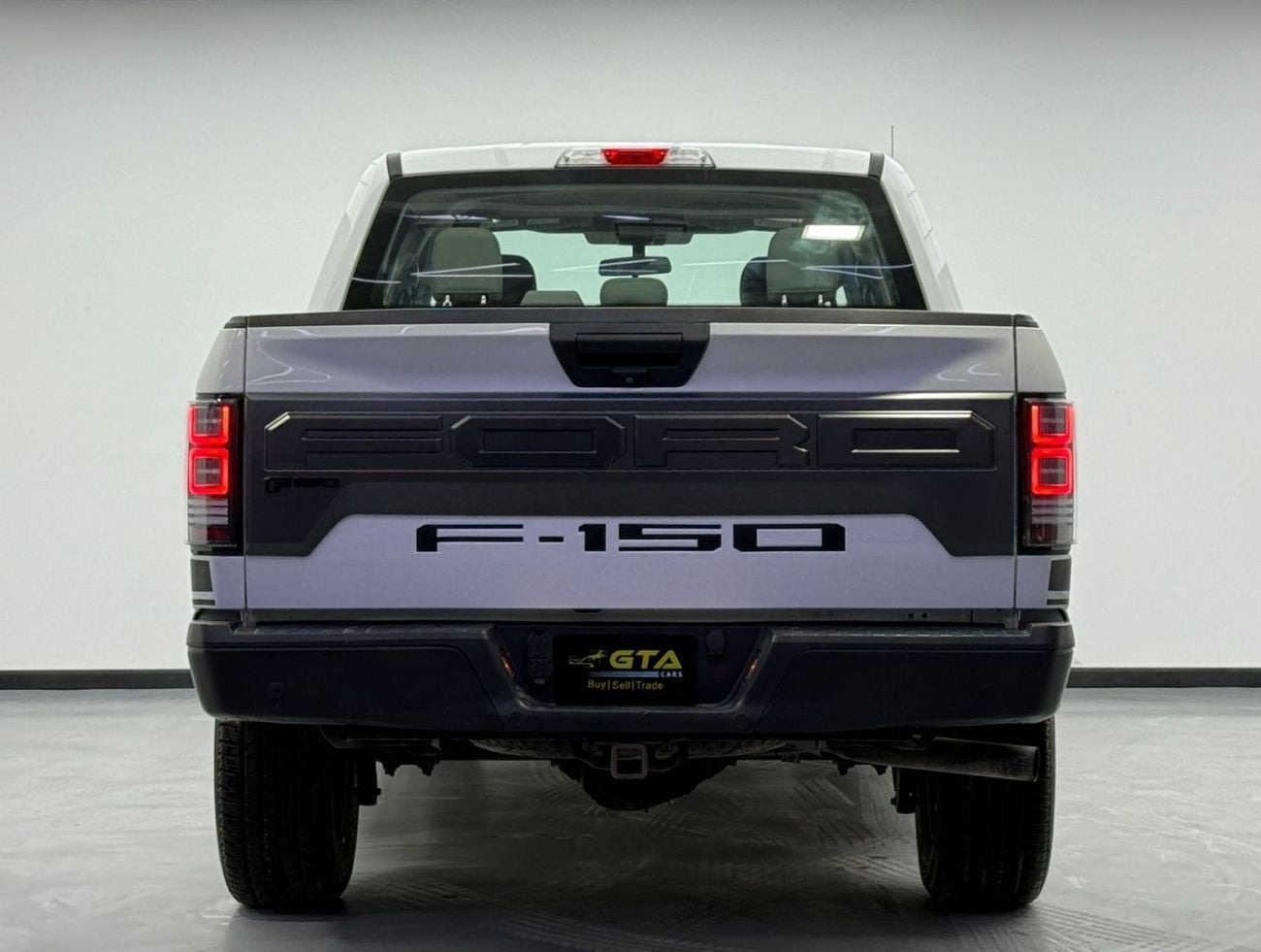 Ford F-150 XLT 2020 Ford F-150 Raptor Kit, 1 Year Unlimited Km Warranty, Full Service History, GCC