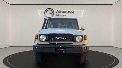 Toyota Land Cruiser 70 Top Toyota Land Cruiser Hard Top 2024 | LC 76 T/DSL - G 4.5L