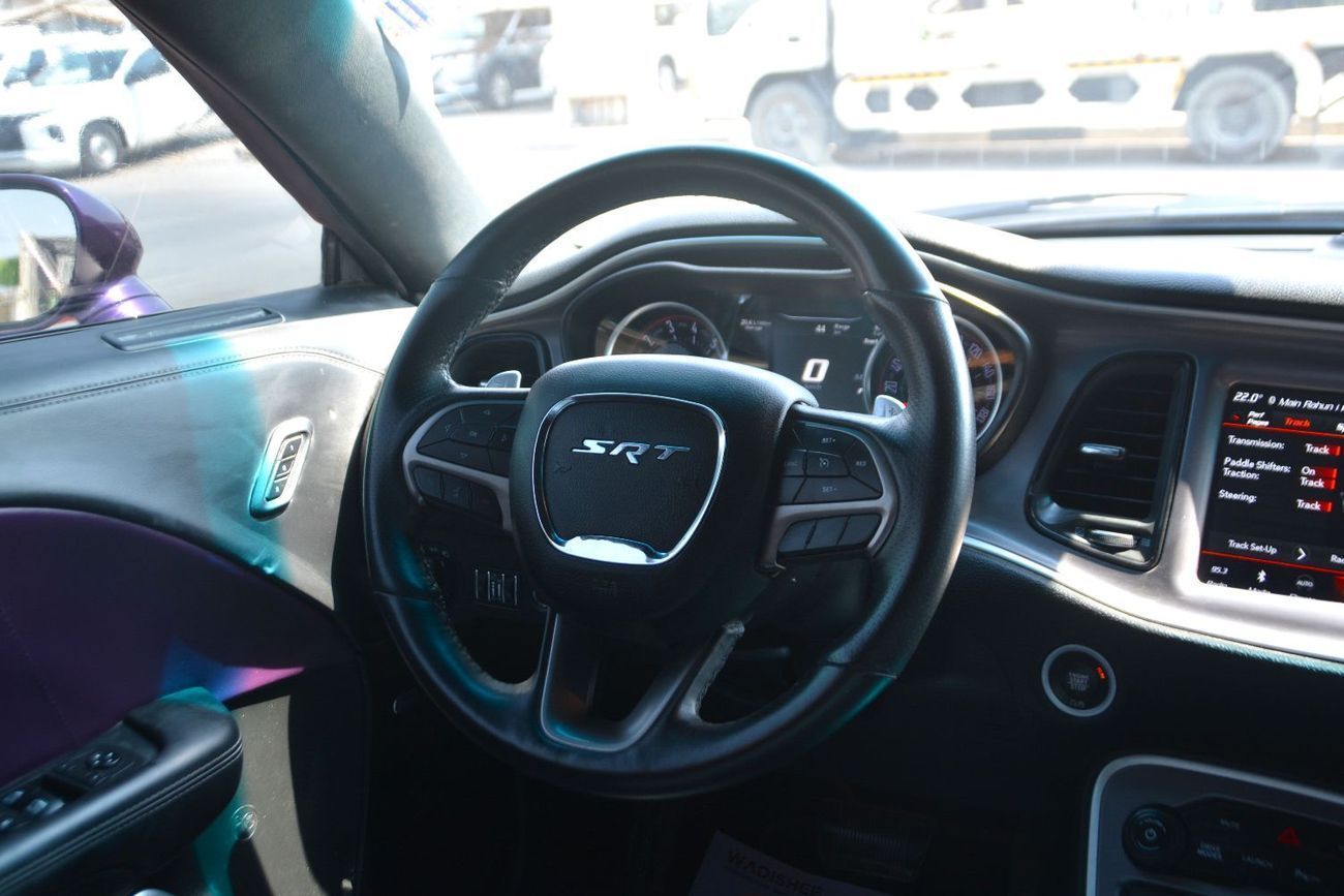 Dodge Challenger R/T Scat Pack 6.4L PURPLE BLACK MONSTER