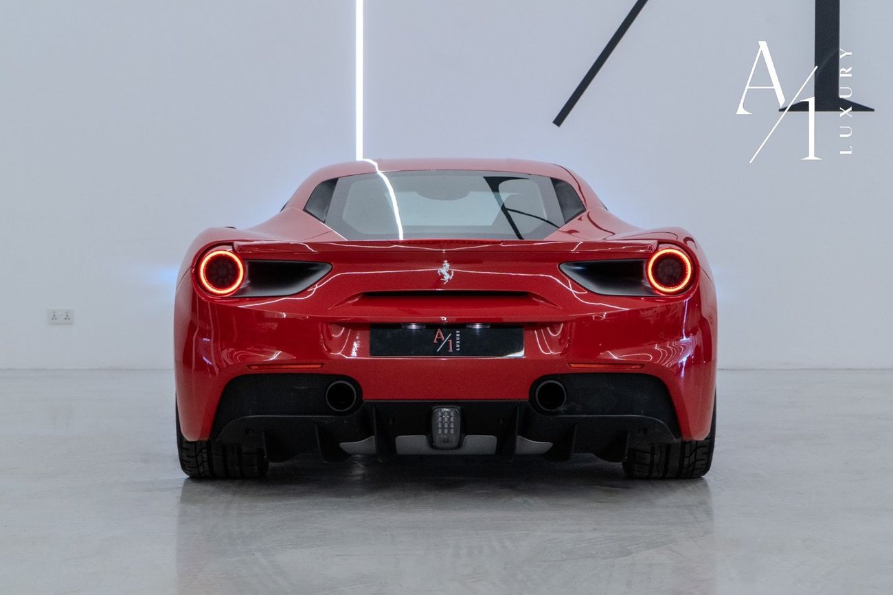 Ferrari 488 Std 3.9L 2017 Ferrari 488 GTB, Excellent Condition, Fully Loaded, Carbon Fibre Accents, European Spe