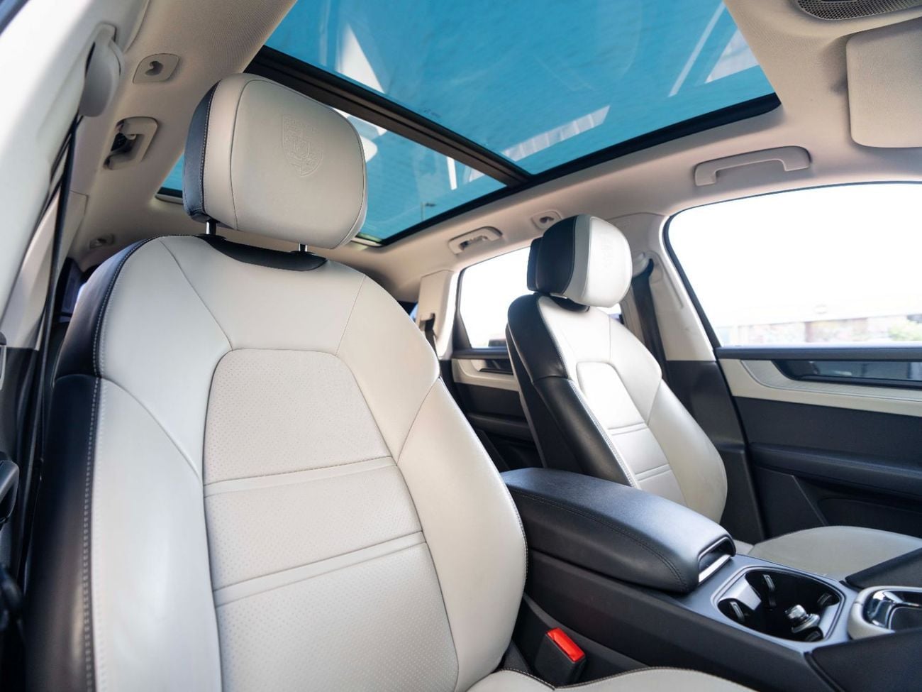 Porsche Cayenne Base Coupe