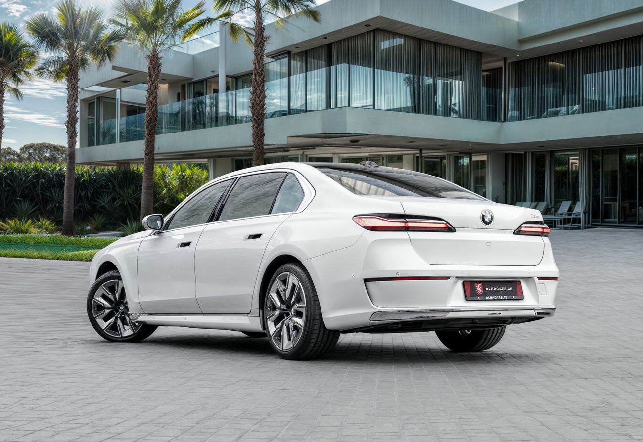بي أم دبليو 735i 735 | 5,190 P.M | 0% Downpayment | BMW SERVICE HISTORY | UNDER WARRANTY!