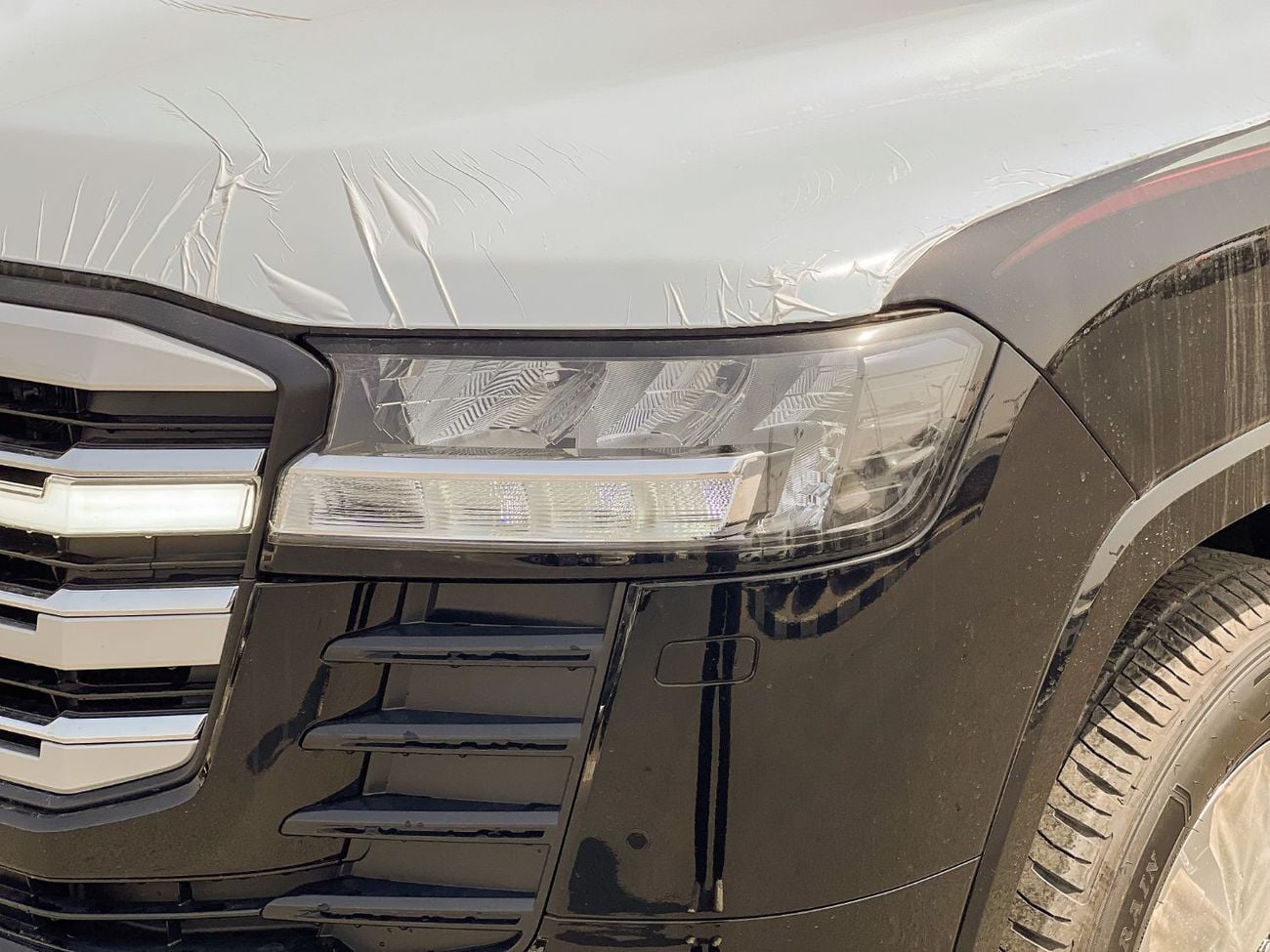 Toyota Land Cruiser EXPORT ONLY - 2026 LC300 GXR 4.0L (GCC Specification)