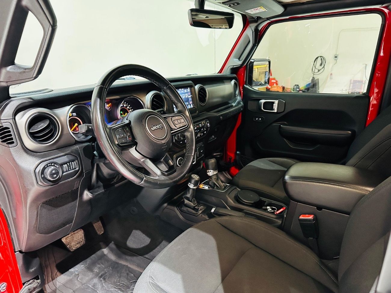 جيب رانجلر Sport 3.6L A/T (5 Seater)