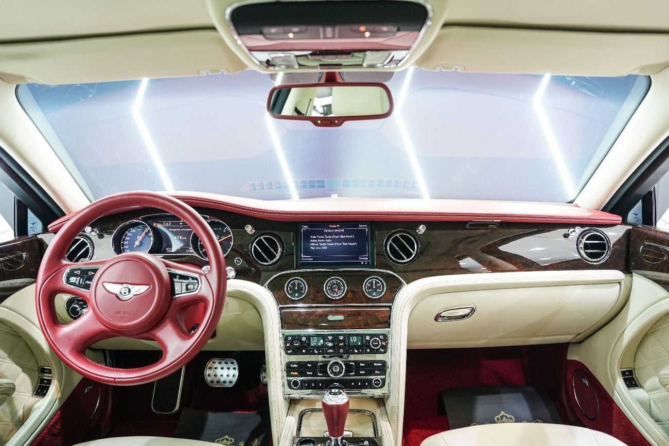 Bentley Mulsanne Mulliner, Rear Entertainment Package, Naim Premium Sound System, GCC Spec!!