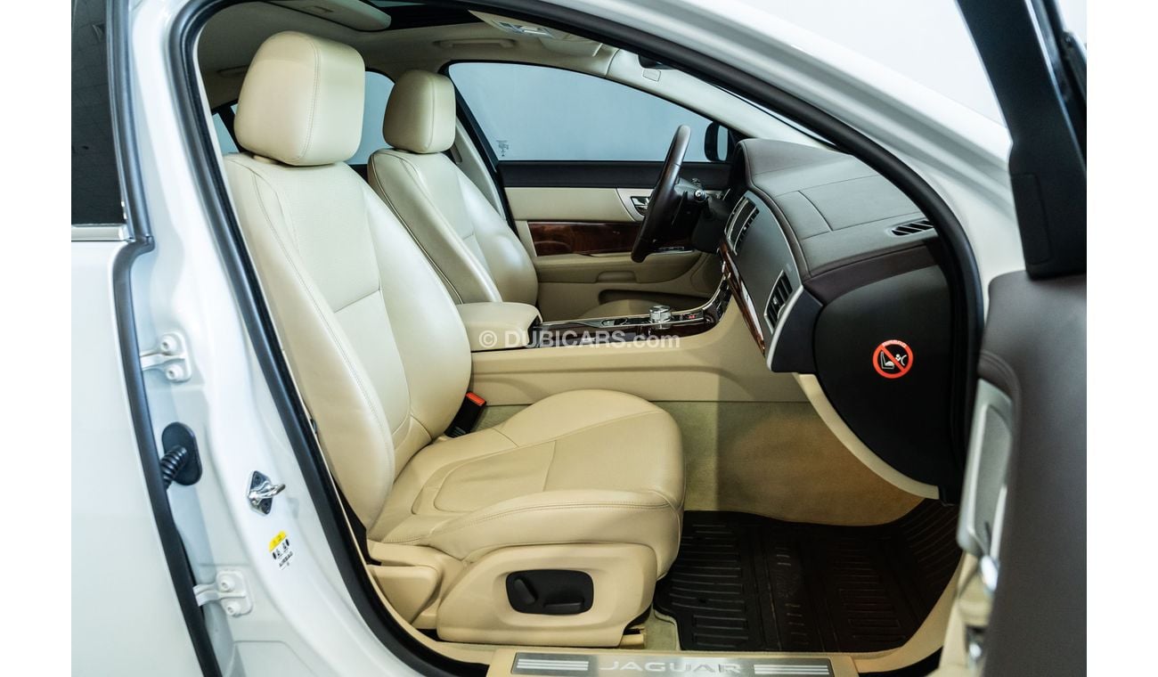 Jaguar XF 2015 Jaguar XF 3.0L V6 Supercharged Premium Luxury Edition / Extended Jaguar Warranty