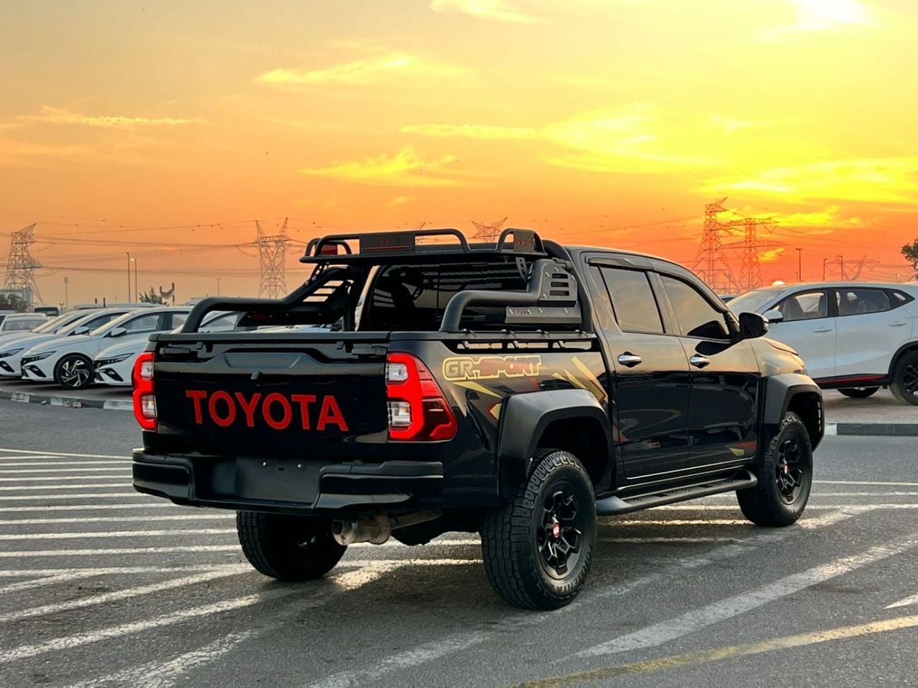 Toyota Hilux SGLX 2021 Toyota Hilux Black Edition - Trunk Cover - 2.7L V4 - GCC - AWD 4x4 - Rear Camera - Le
