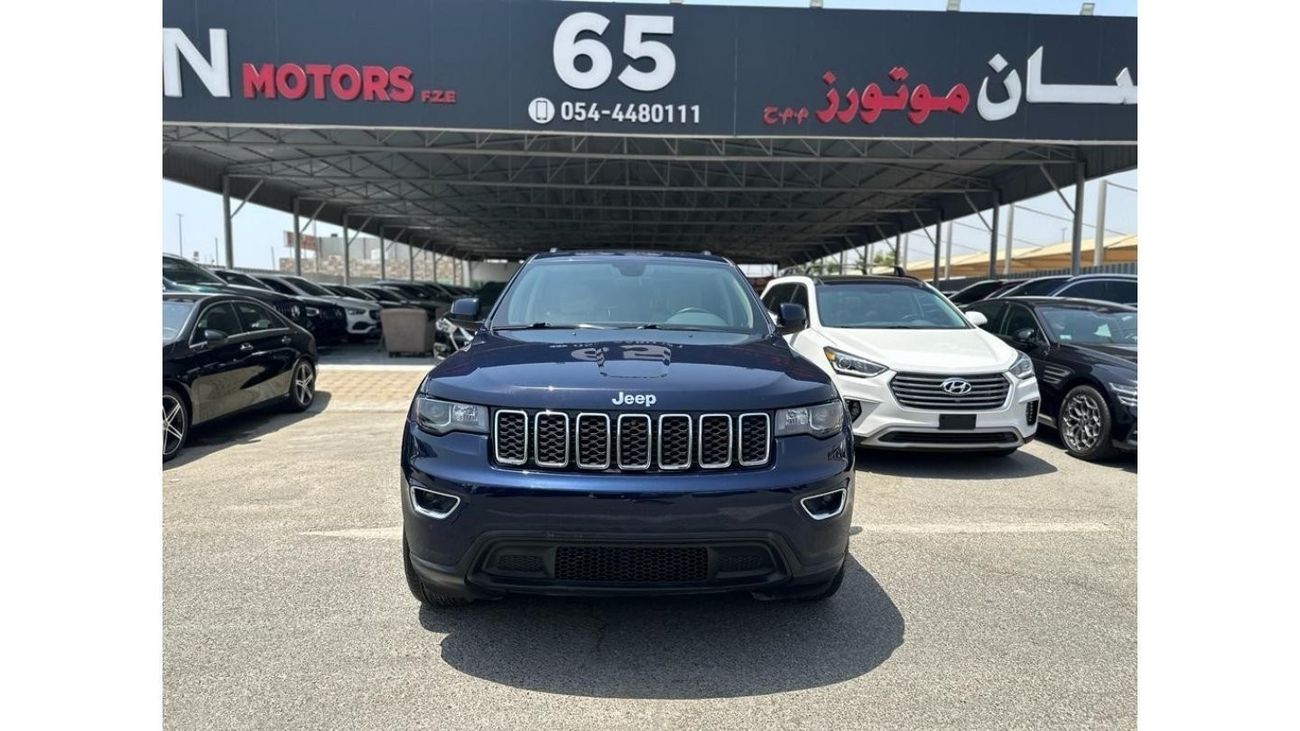 جيب جراند شيروكي لاريدو