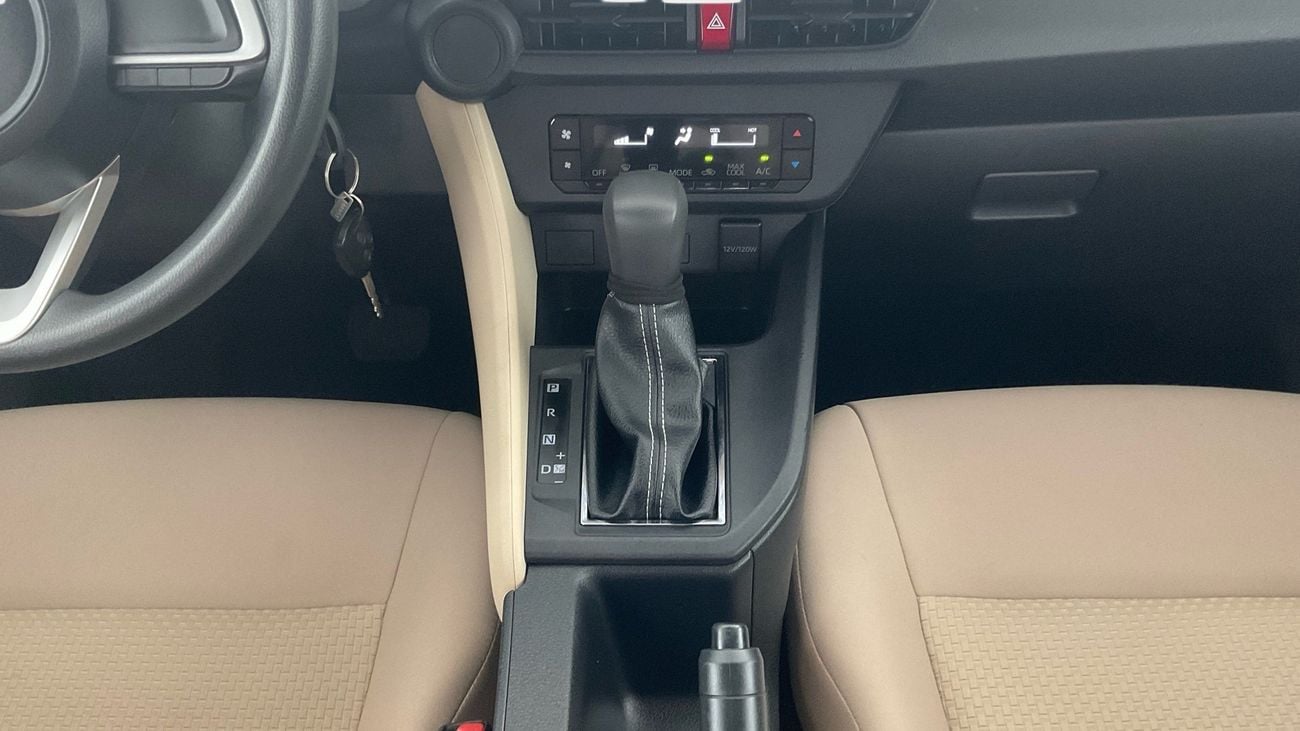 تويوتا يارس E | upto AED 20,000 Ramadan Discount | شامل الضمان | 0 ﺪﻔﻋﺓ ﺃﻮﻟﻯ