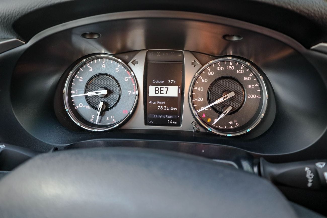 Toyota Hilux GL Toyota Hilux (TGN121) 2.7L pick up 2026 RWD manual push start