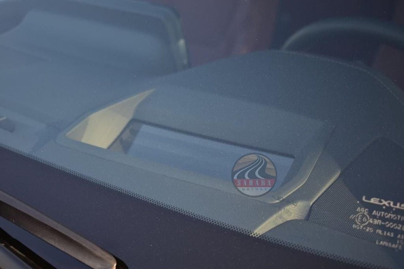 لكزس LX 600 Turbo Sport V6 3.5L 7 Seater Petrol Automatic