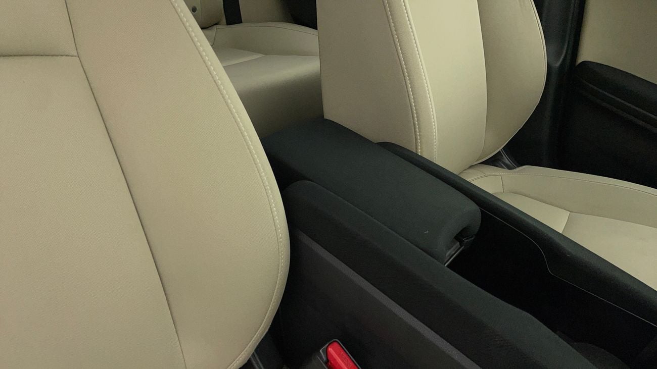 هوندا سيفيك DX 1.6 | بدون دفعة مقدمة | اختبار قيادة مجاني للمنزل