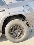 Toyota 4Runner SR5 premium 4WD  7 seater 2016