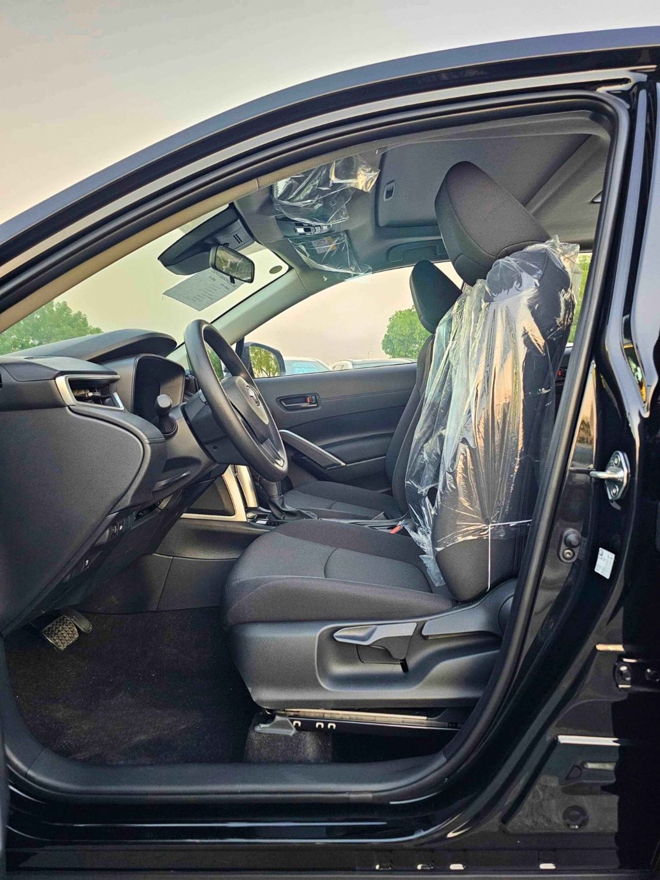 تويوتا كورولا كروس HYBRID ELITE HEV / 2.0L V4 / SUNROOF / (CODE # CRCHC)