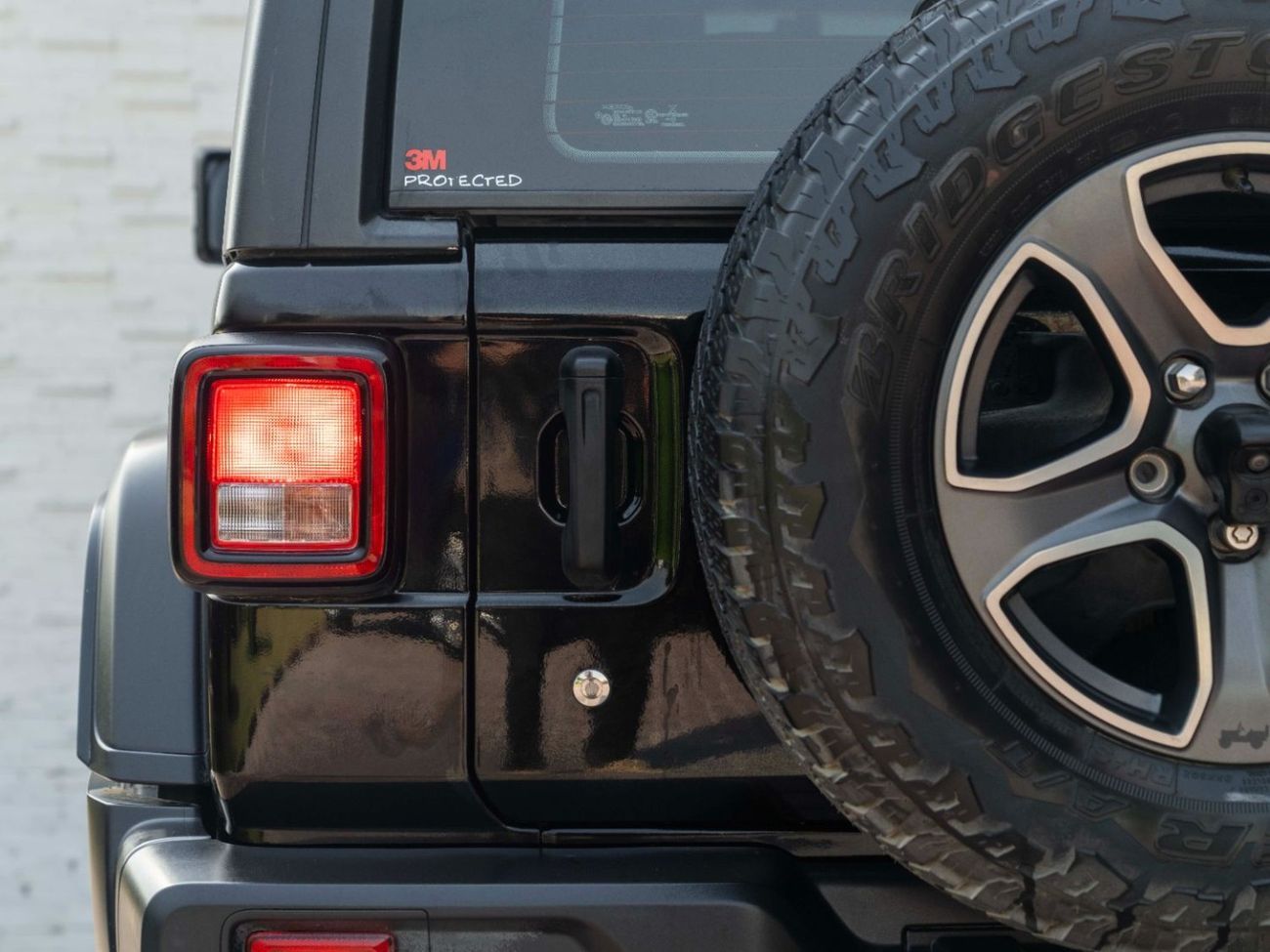 جيب رانجلر Sport 3.6L A/T (4 Seater)