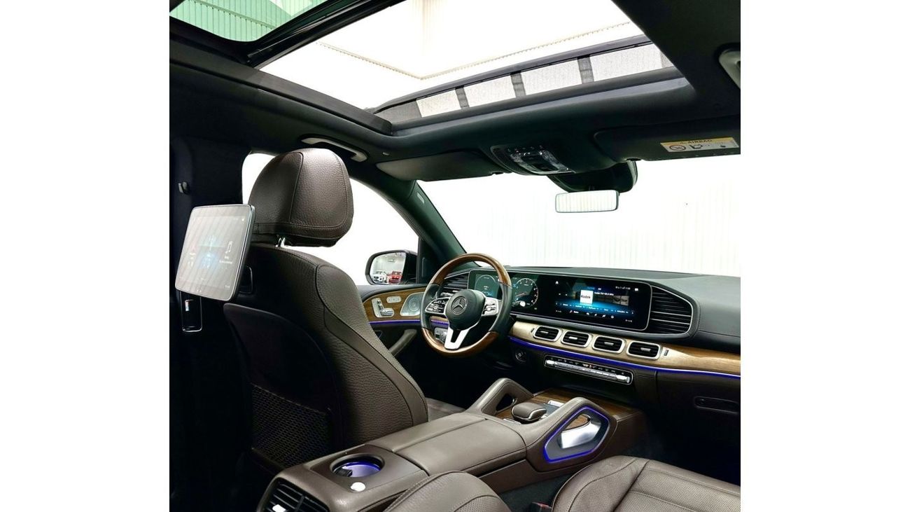 مرسيدس بنز GLS 580 بريميوم + 2021 Mercedes Benz GLS580 AMG 4MATIC, Dec 2025 Mercedes Warranty, Full Options, Low Kms, G