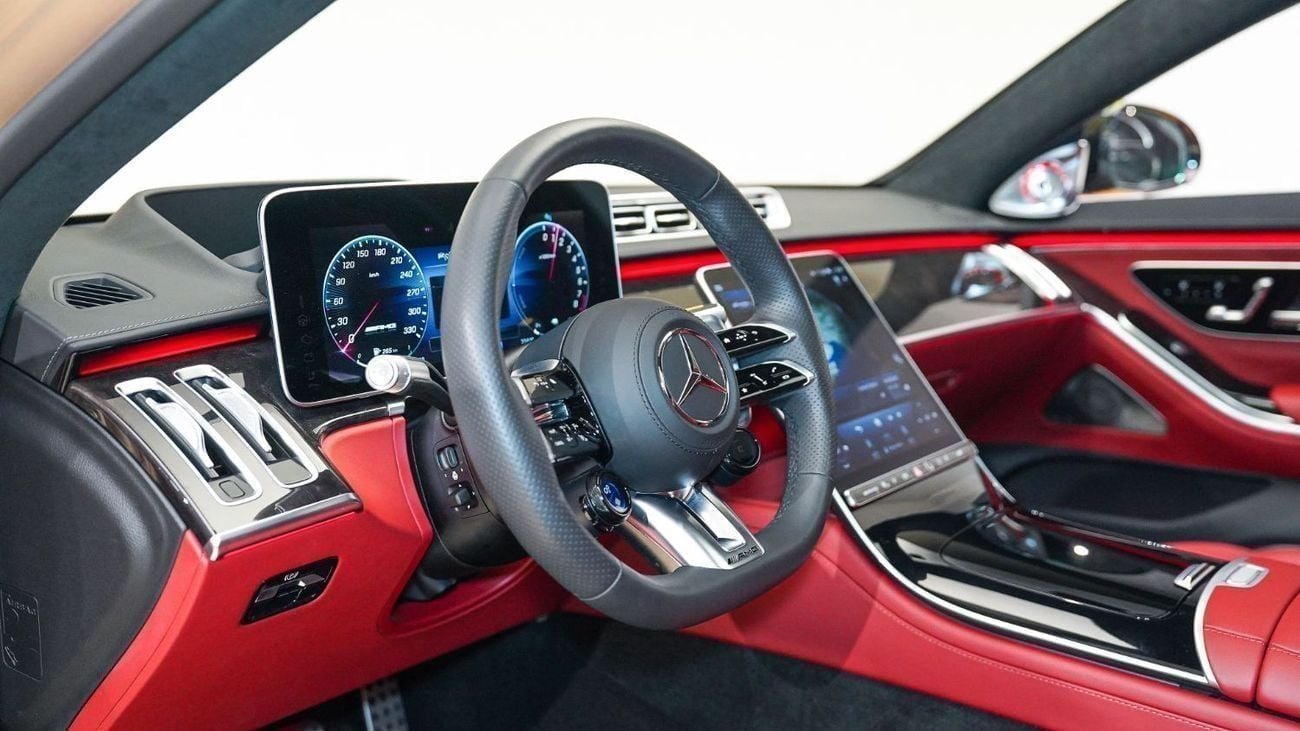 مرسيدس بنز S 63 AMG | AED 11,440 PM | Up to 3 Years Warranty