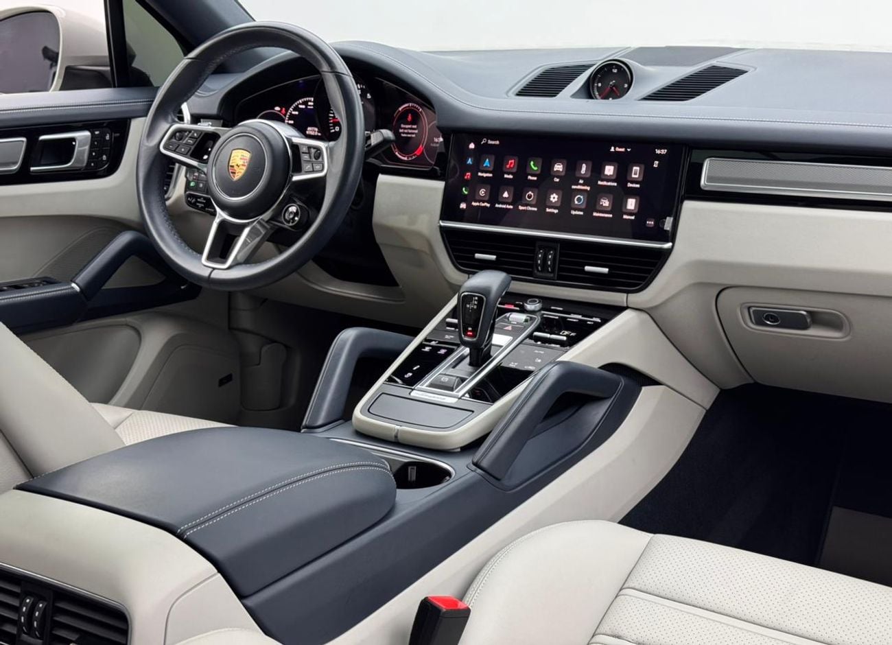 بورش كايان Base Coupe 2022 Porsche Cayenne Coupe Platinum Edition, Warranty, Full Service History, Fully Loaded