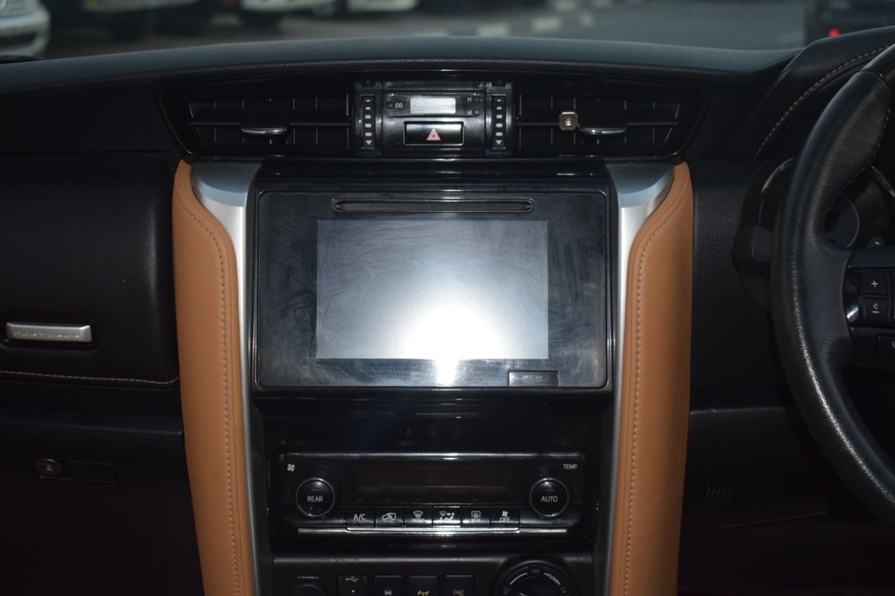 Toyota Fortuner 2015 TOYOTA FORTUNER CRUSADE METALLIC BROWN