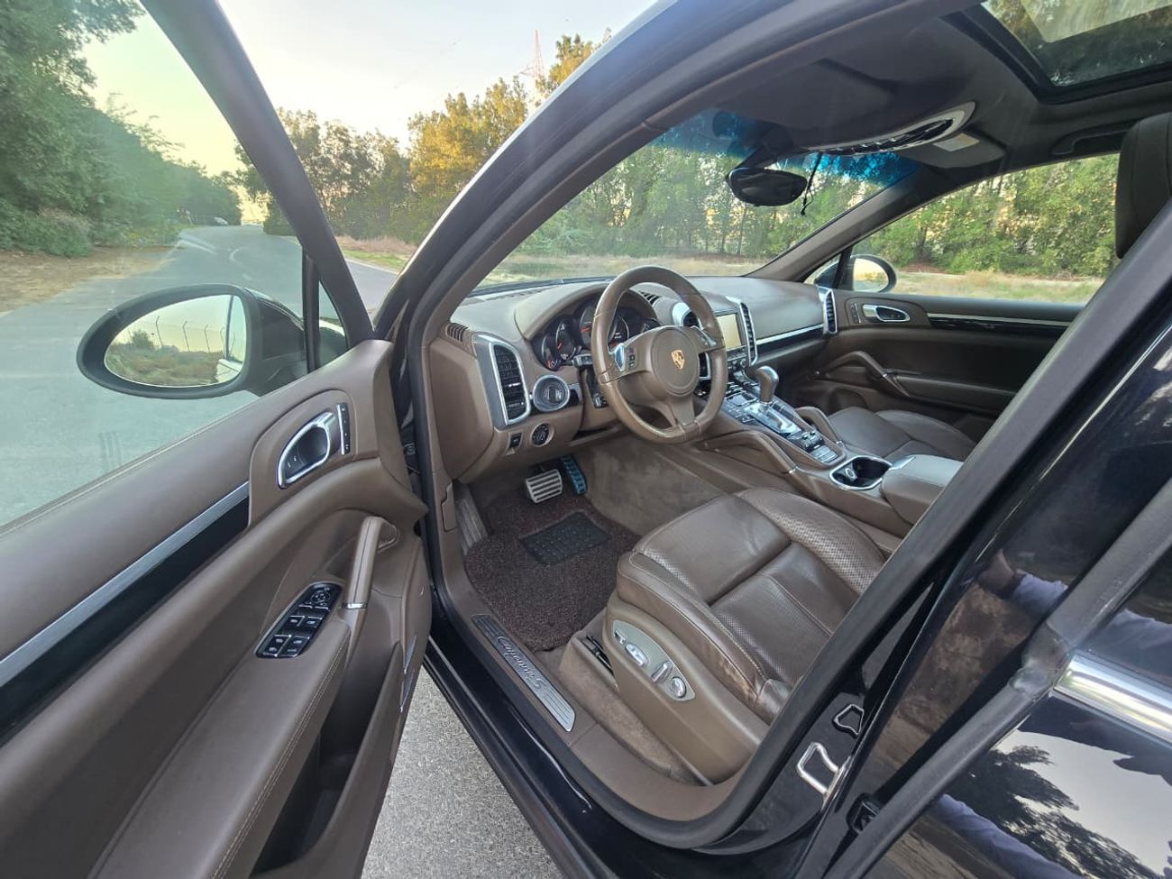 Porsche Cayenne PORSCHE CAYENNE 2014 KOREAN //V8 DIESEL // FULL OPITION // GOOD CONDITION