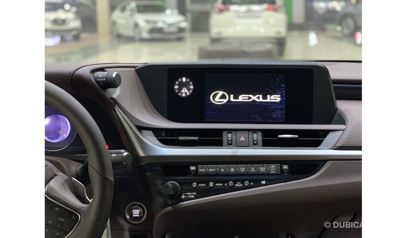 Lexus ES350 3.5 L With Warranty & VAT MY2019