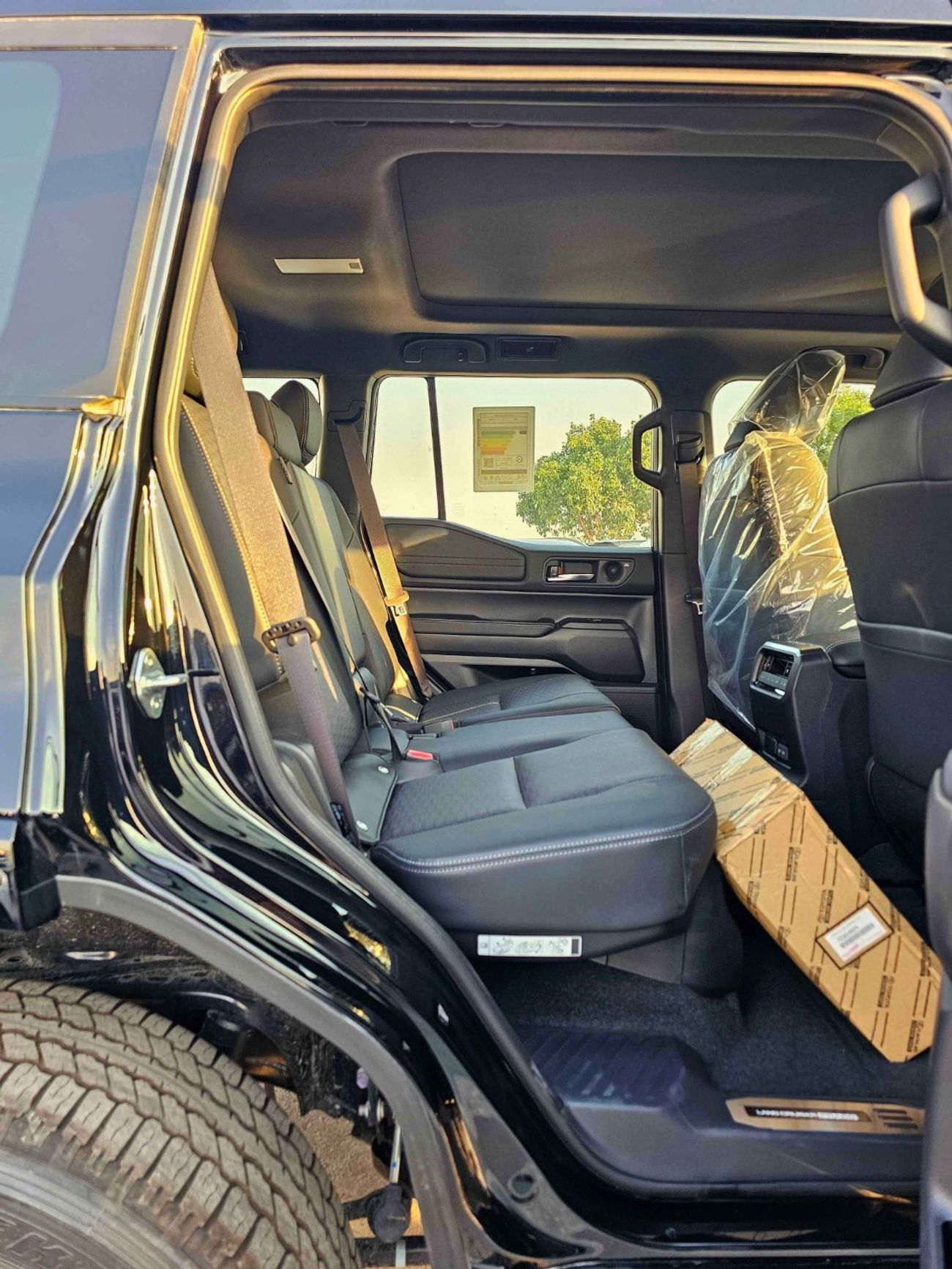 Toyota Prado TURBO LUXURY / 2.8L V4 DIESEL / 360*CAMERA WITH HEADUP DISPLAY/ RADAR/ PANORAMIC ROOF (CODE # PDLX1)