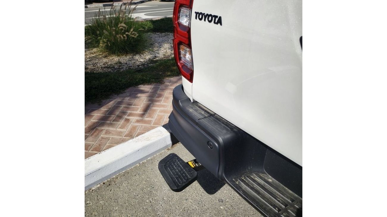 تويوتا هيلوكس تويوتا هايلكس 2024 ديزل 2.8 لتر جي آر سبورت