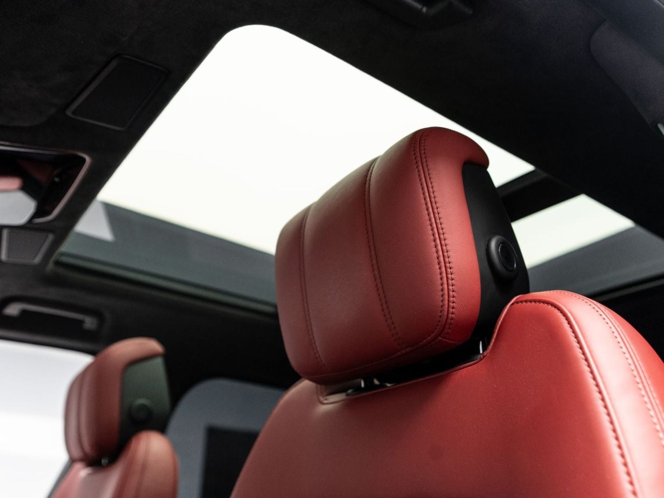 Land Rover Range Rover Sport HST 3.0L SUMMER STARTS NOW | EXCLUSIVE DEAL BY BLACKLINE, 2022 Range Rover Sport HST, 1 Year Warrant