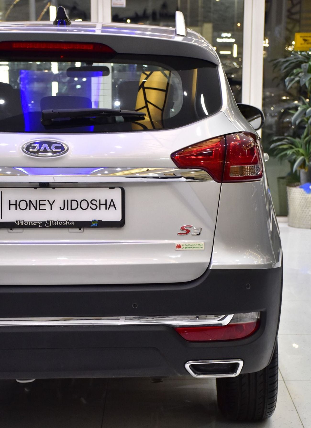 جاك S3 STANDARD عرض ممتاز لسيارة جاكوار S3 (موديل 2019) باللون الفضي بمواصفات خليجية