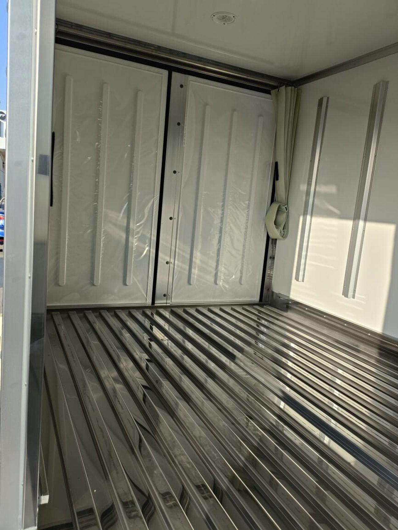 Hyundai H 100 Hyundai H 100 Super Extra-long - Reefer truck Frigo