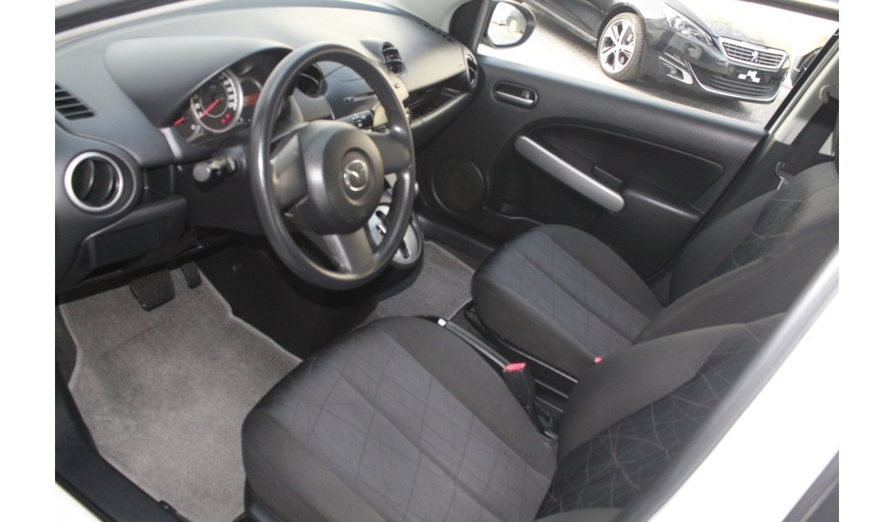 Mazda 2 1.5L 2015 MODEL HATCHBACK