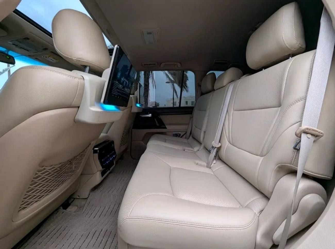 تويوتا لاند كروزر Toyota landcruise 2015Model Modified 2024Model GXR 4.0L Engine Colour Black Transmission Automatic I