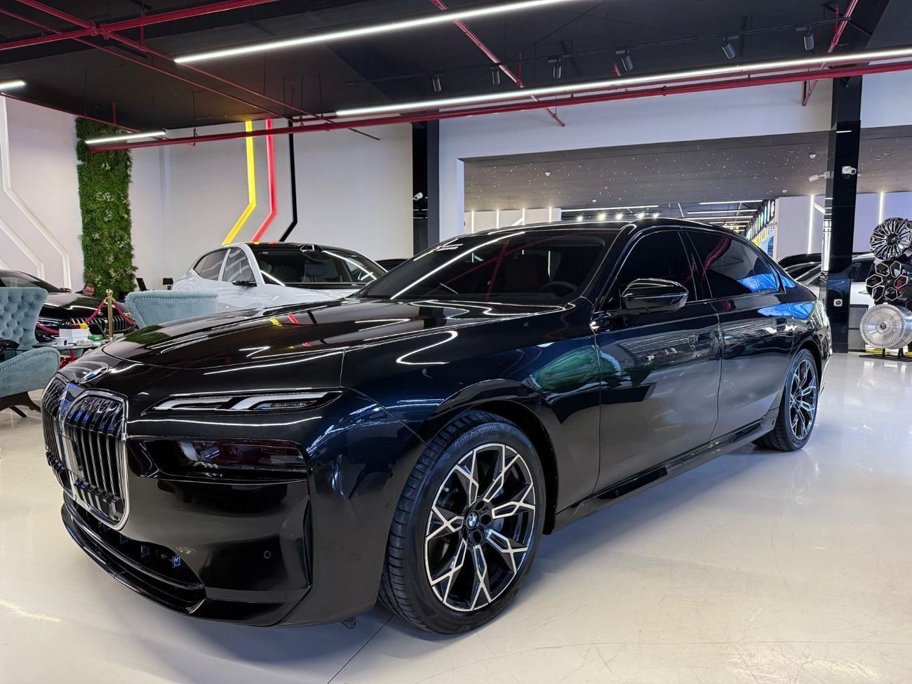 بي أم دبليو 740i 2025 BMW 740 Individual - Dealer Warranty + Service contract